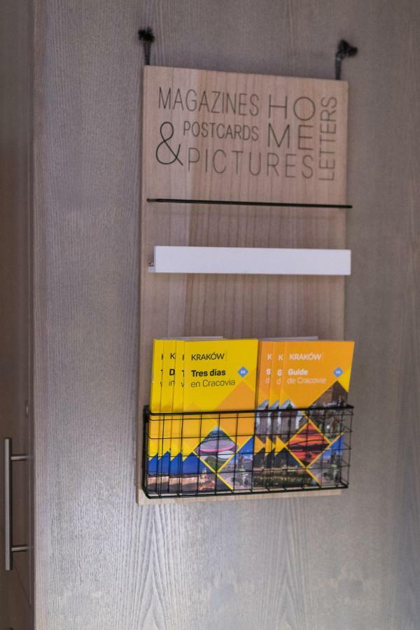 Sunflower Apartment Cracovie Extérieur photo